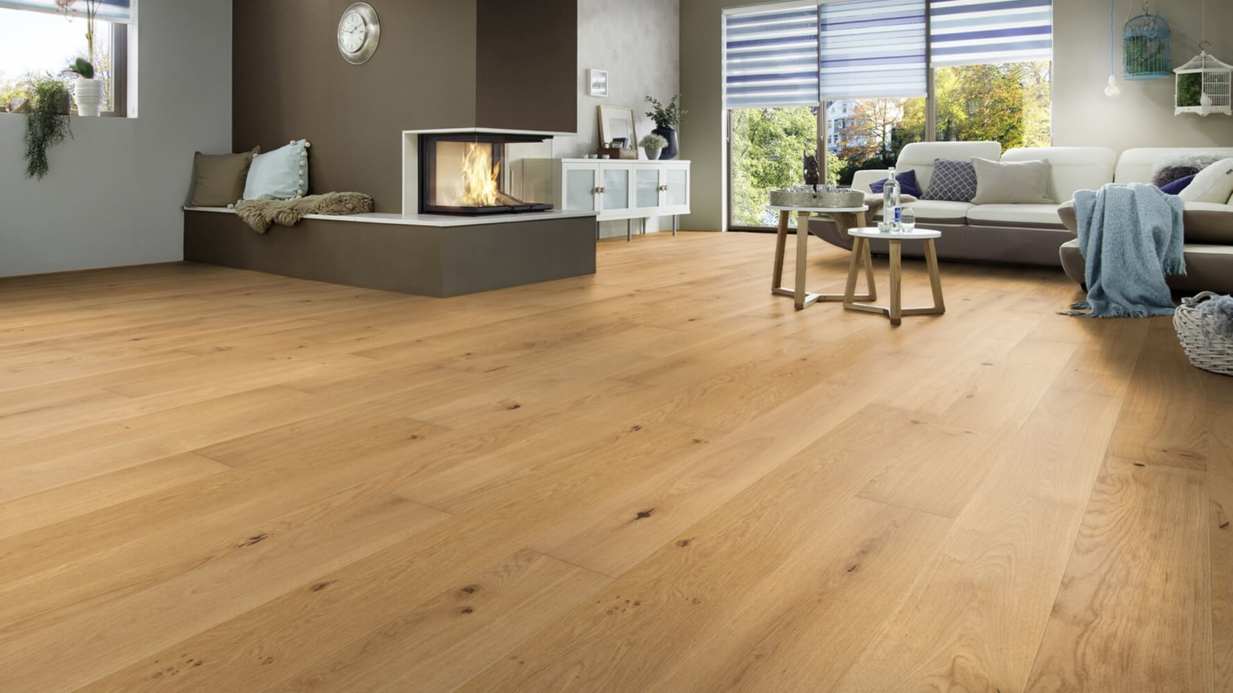 Plank Grande in living room