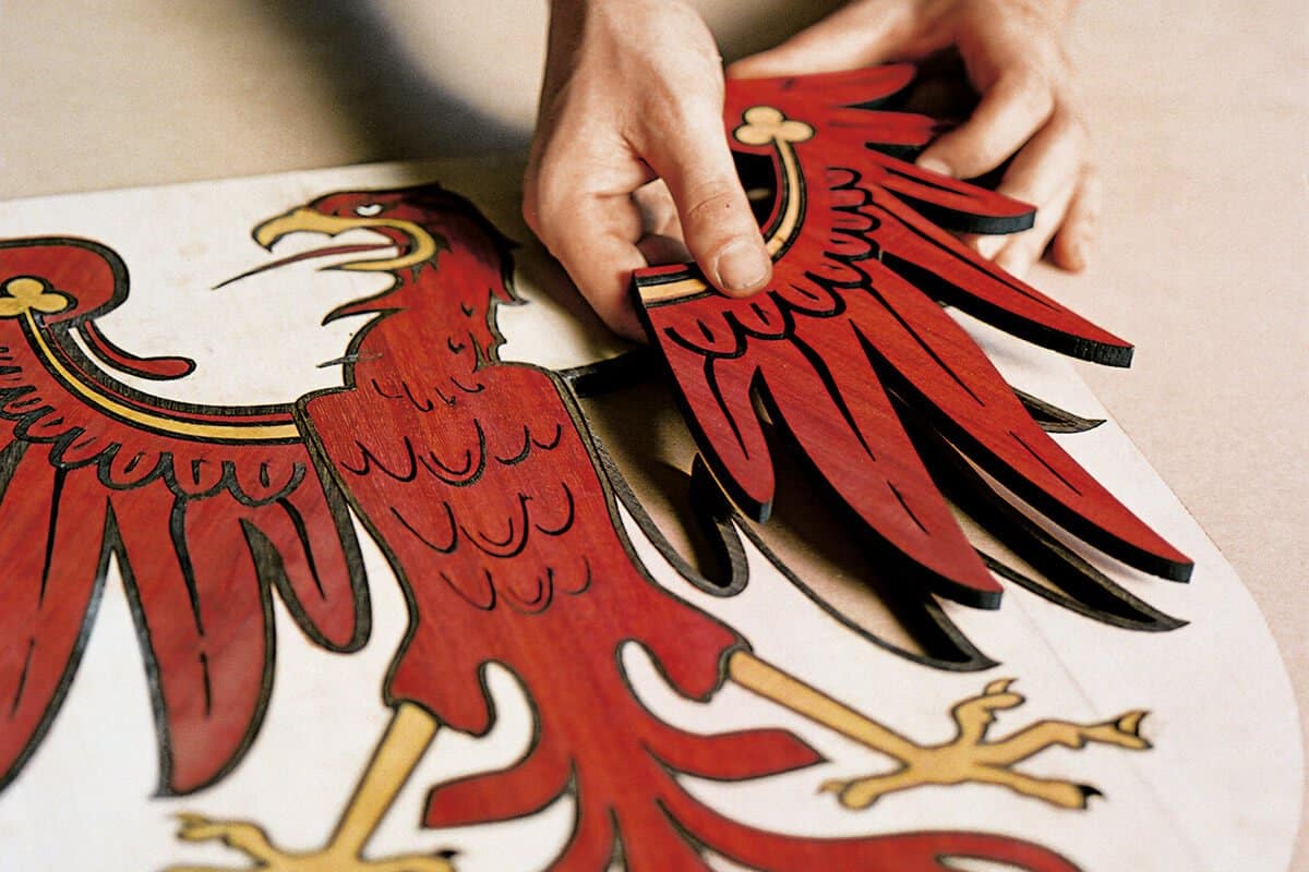 Intarsienparkett Adler Wappen