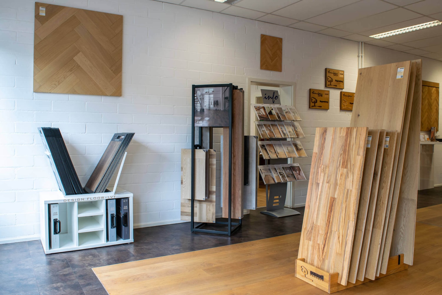 Vinyl und Laminat Bodenbeläge in Regensburg
