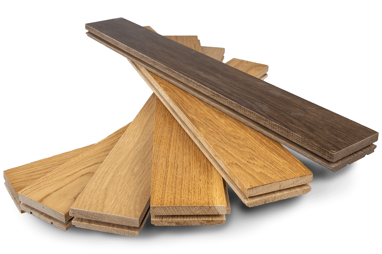 Mehrere gestapelte Parkettstäbe aus verschiedenen Holzarten und Farbtönen – von heller bis dunkler Eiche